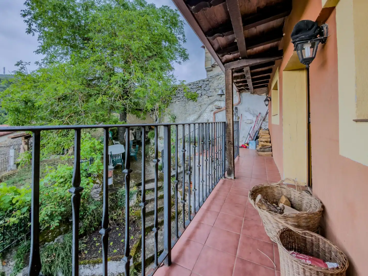 Terraza de Casa adosada en venta en Merindad de Valdeporres con Calefacción