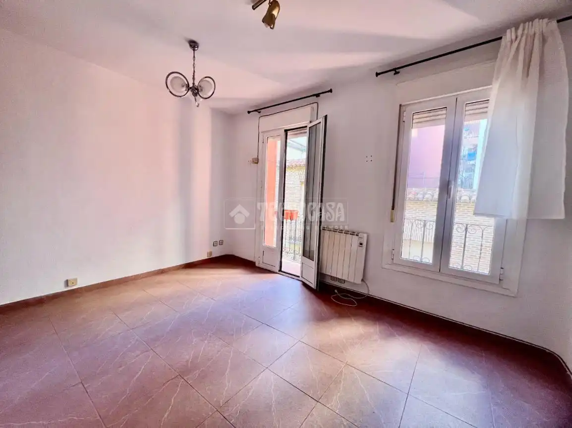 Sala d'estar de Pis en venda en Madrid amb Calefacció, Terrassa i Balcó