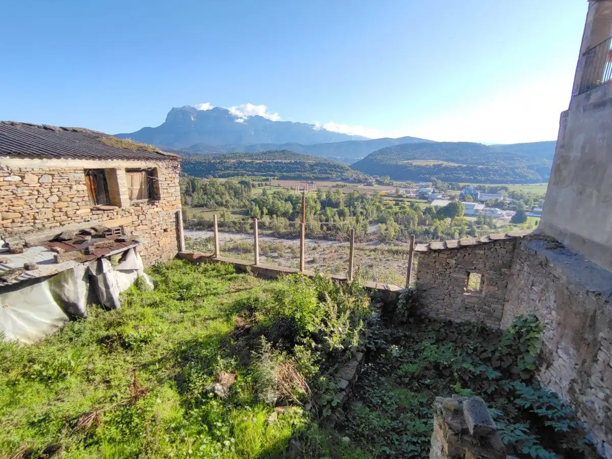 House with garden for sale in Aínsa-Sobrarbe, imagen 29