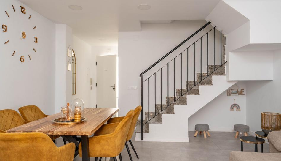 Foto 1 de Edifici en venda a La Trinidad, Málaga