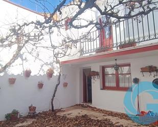 Vista exterior de Casa o xalet en venda en Cintruénigo amb Terrassa i Balcó