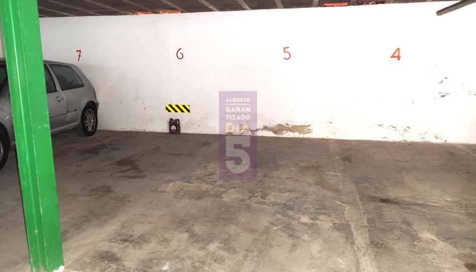 Photo 1 of Garage to rent in El Turó de la Peira, Barcelona