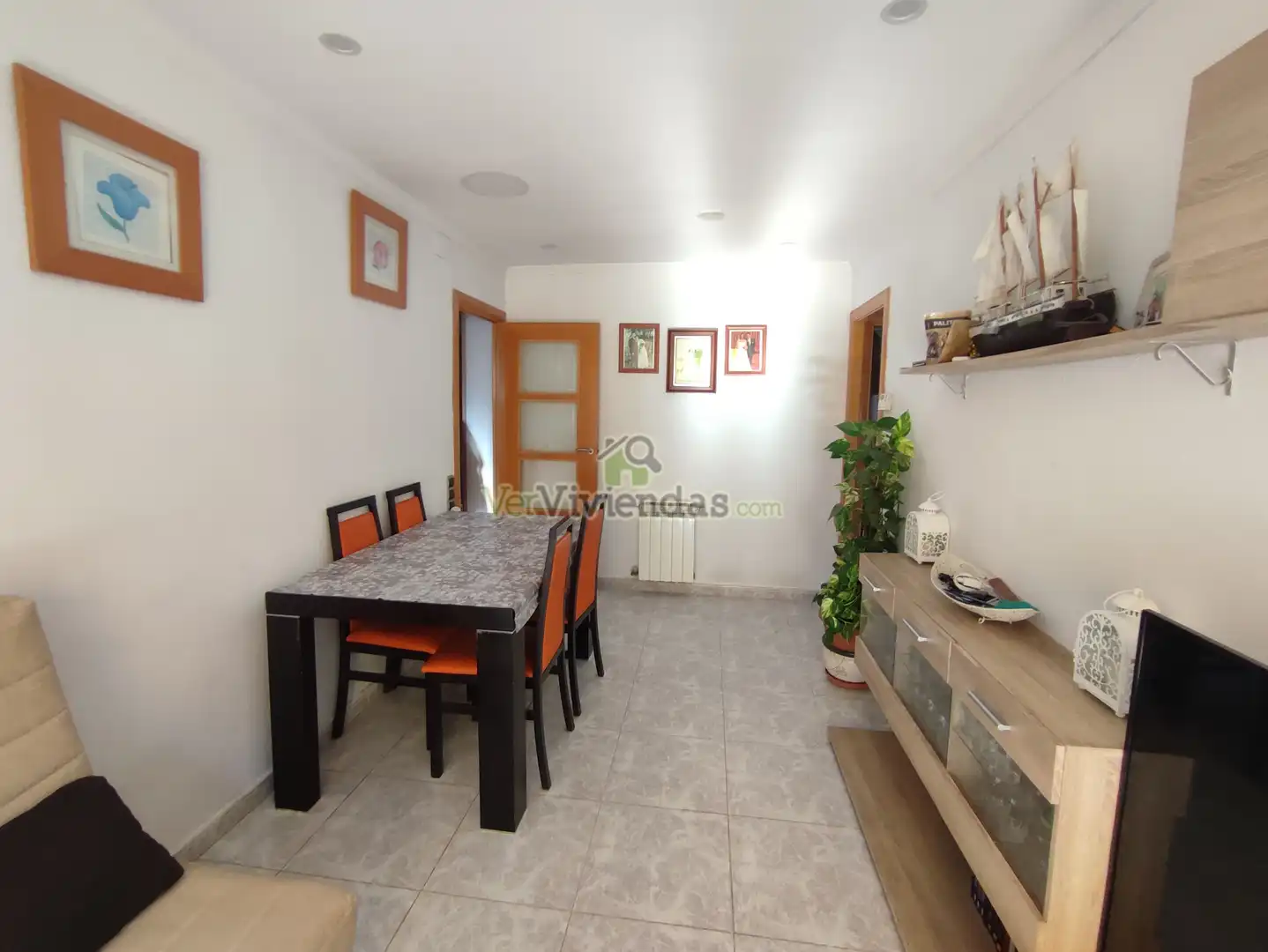 Dining room of Flat for sale in Cornellà de Llobregat  with Air Conditioner, Heating and Oven