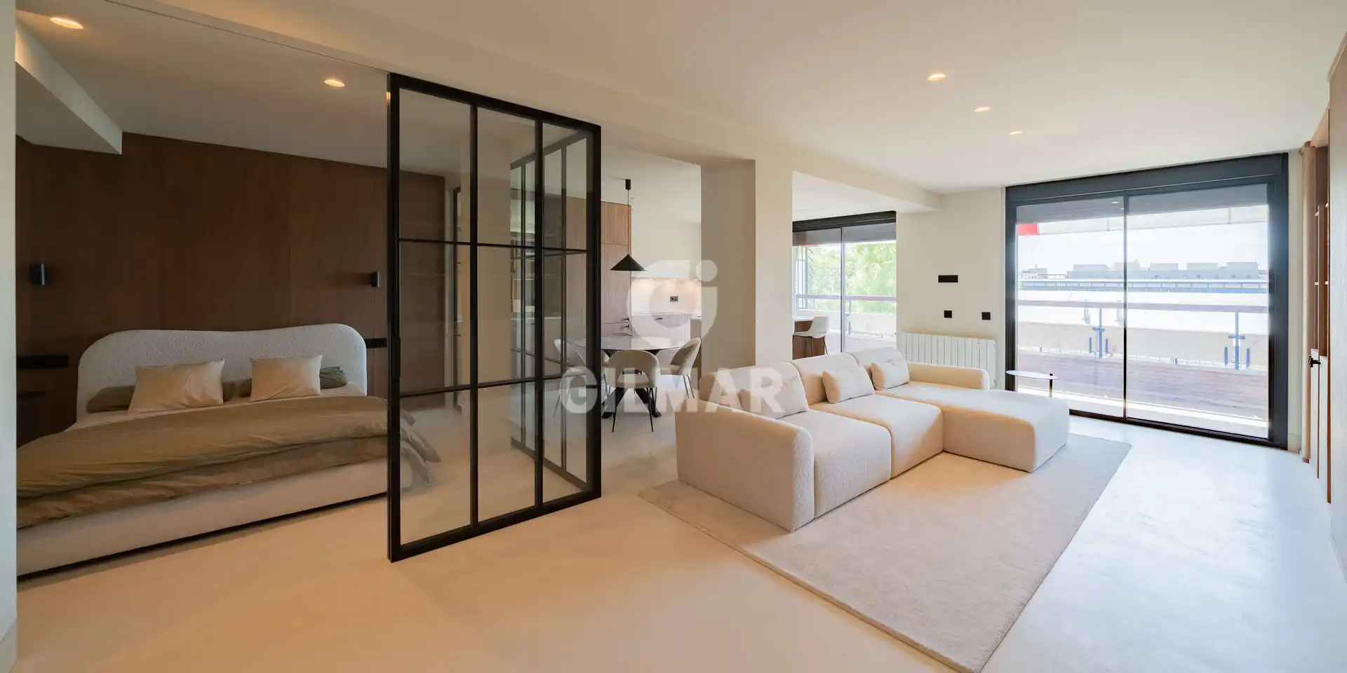 Living room of Flat for sale in Madrid  with Heating, Furnished and Balcony
