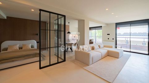 Presentamos una propiedad única en la zona de Argüelles, Madrid, compuesta por DOS apartamentos independientes que suman 211 m, am