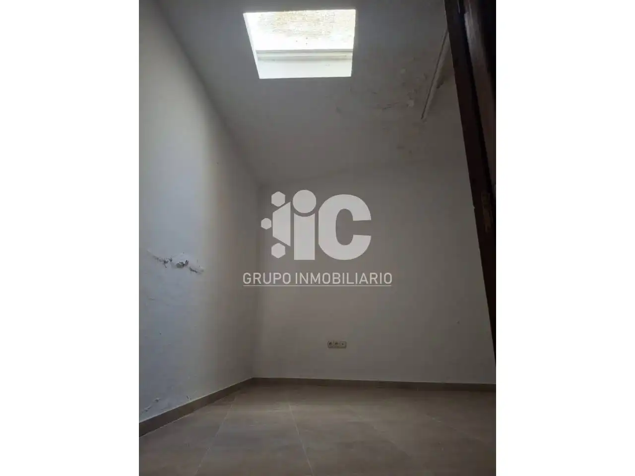 Business premises to rent in Calle RAFAEL ONIEVA, imagen 7