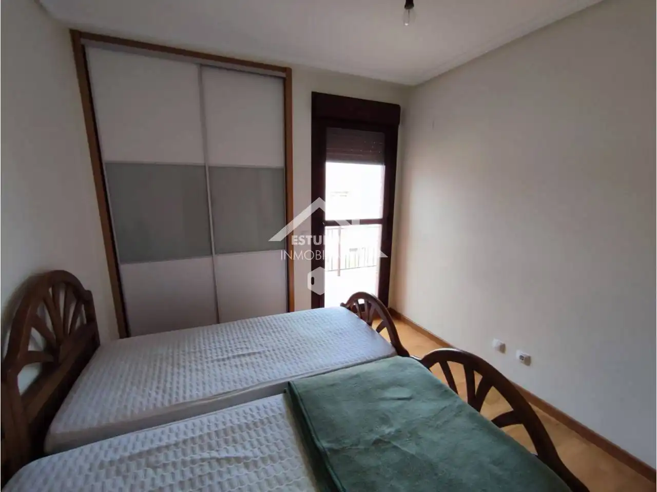 Bedroom of Detached homes for sale in Canillas de Río Tuerto  with Heating, Parquet flooring and Terrace