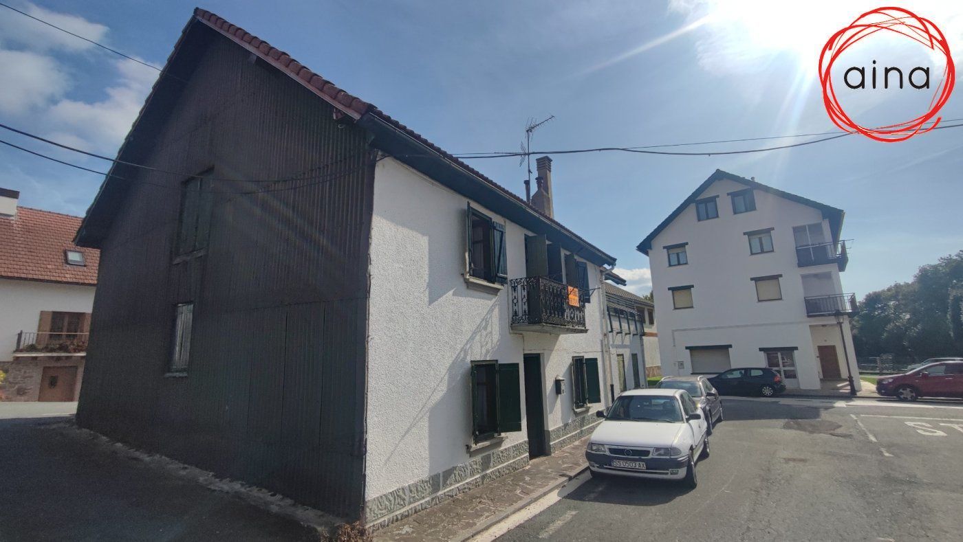Vista exterior de Casa adosada en venda en Auritz / Burguete amb Calefacció