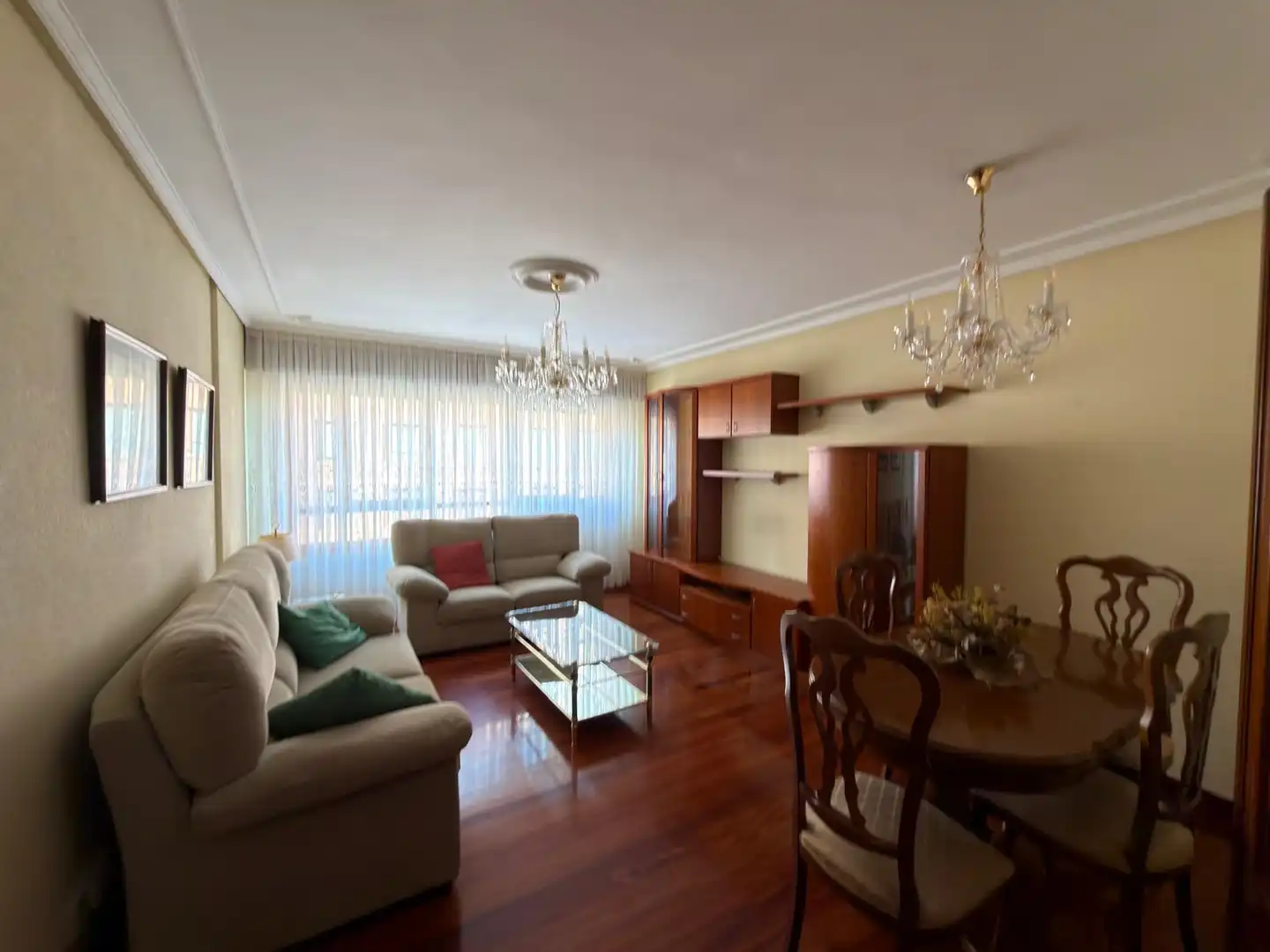 Wohnzimmer von Wohnung zur Miete in Galdakao mit Heizung