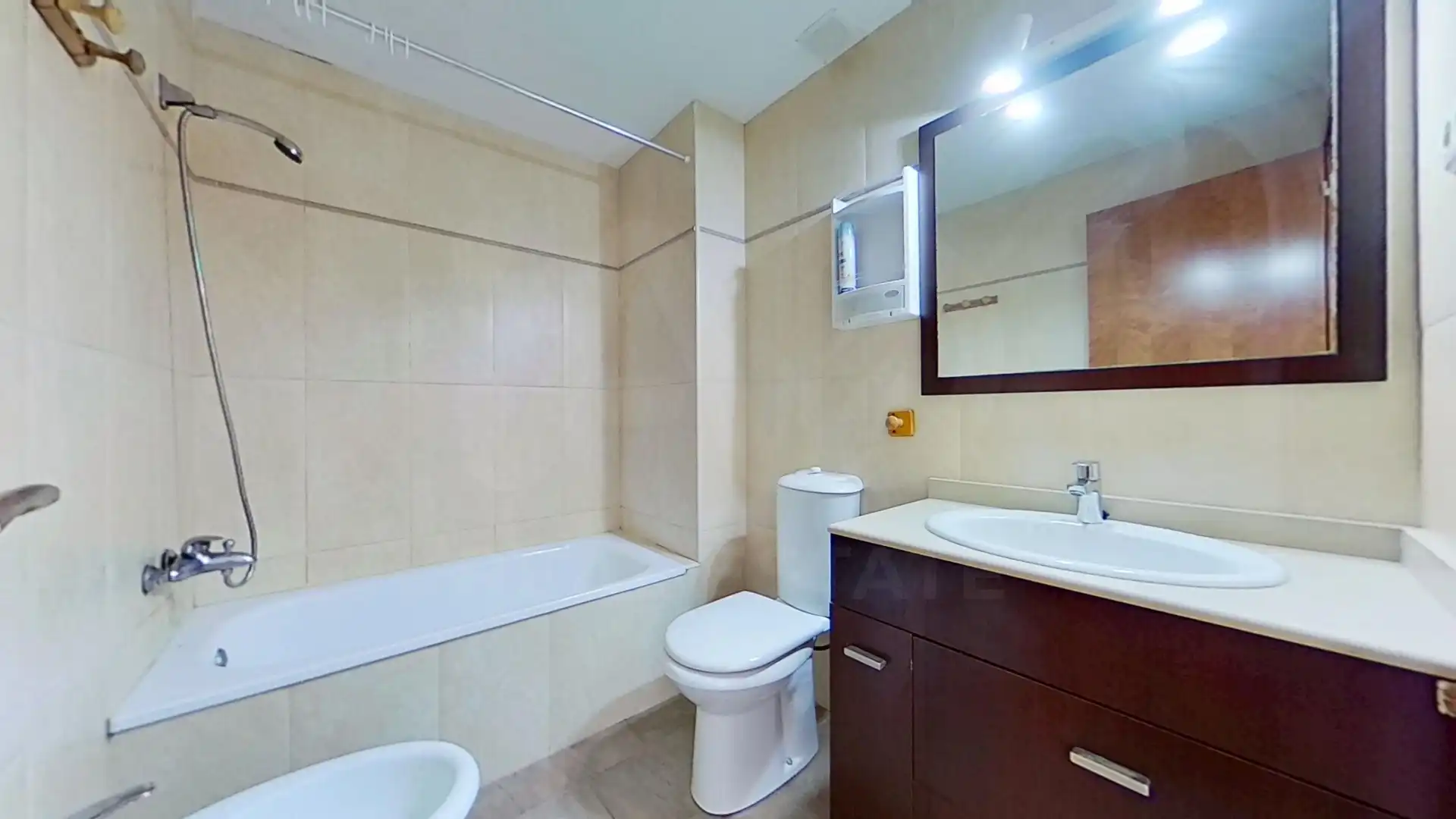 Baño de Piso en venta en El Vendrell con Calefacción