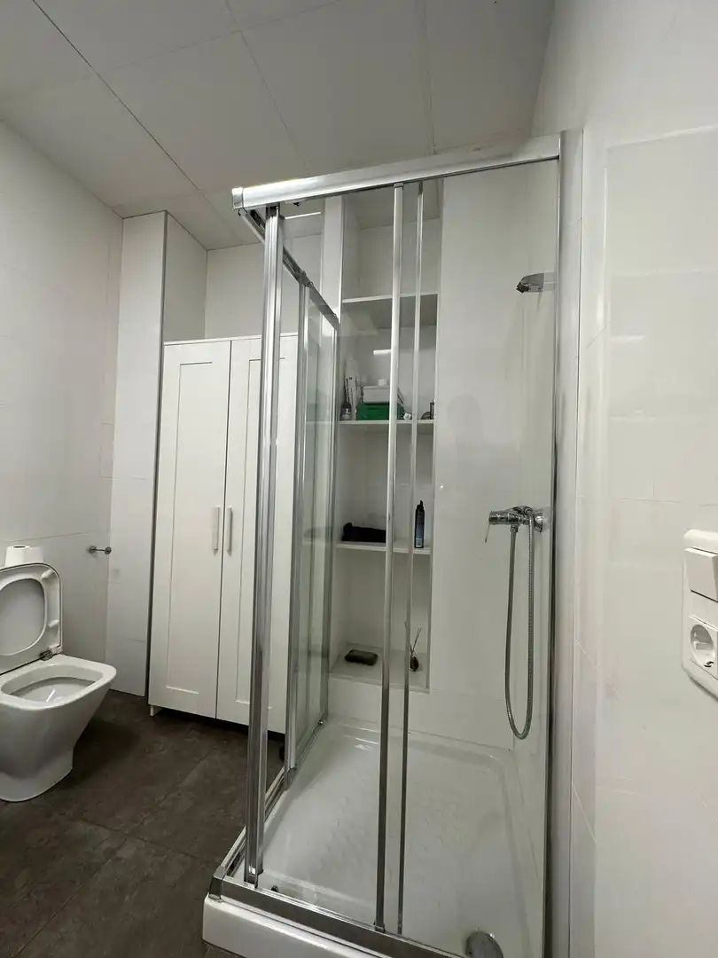 Baño de Nave industrial en venta en Paiporta