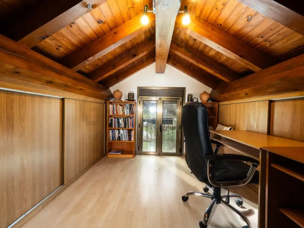 Casa o chalet en venta en Calle Nucleo De Altron, Sort