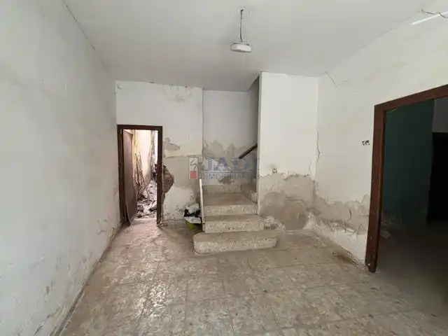 Casa con terraza en venta en Valdepeñas