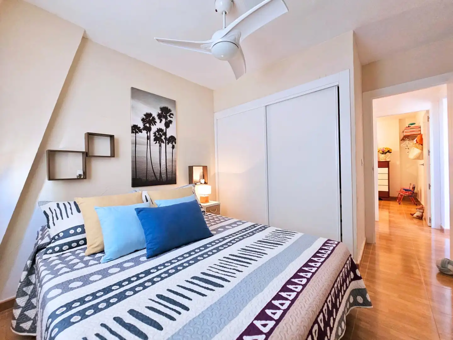 Schlafzimmer von Wohnung zum Verkauf in La Manga del Mar Menor mit Möbliert, Balkon und Alarm