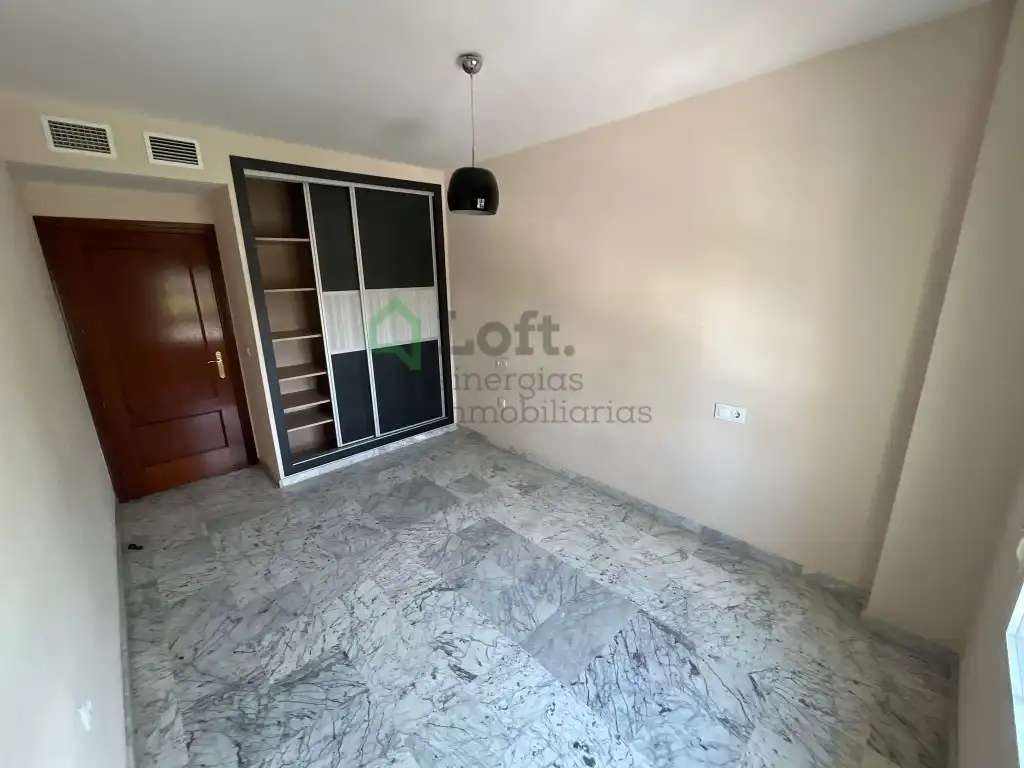 Habitación de Piso en venta en Badajoz