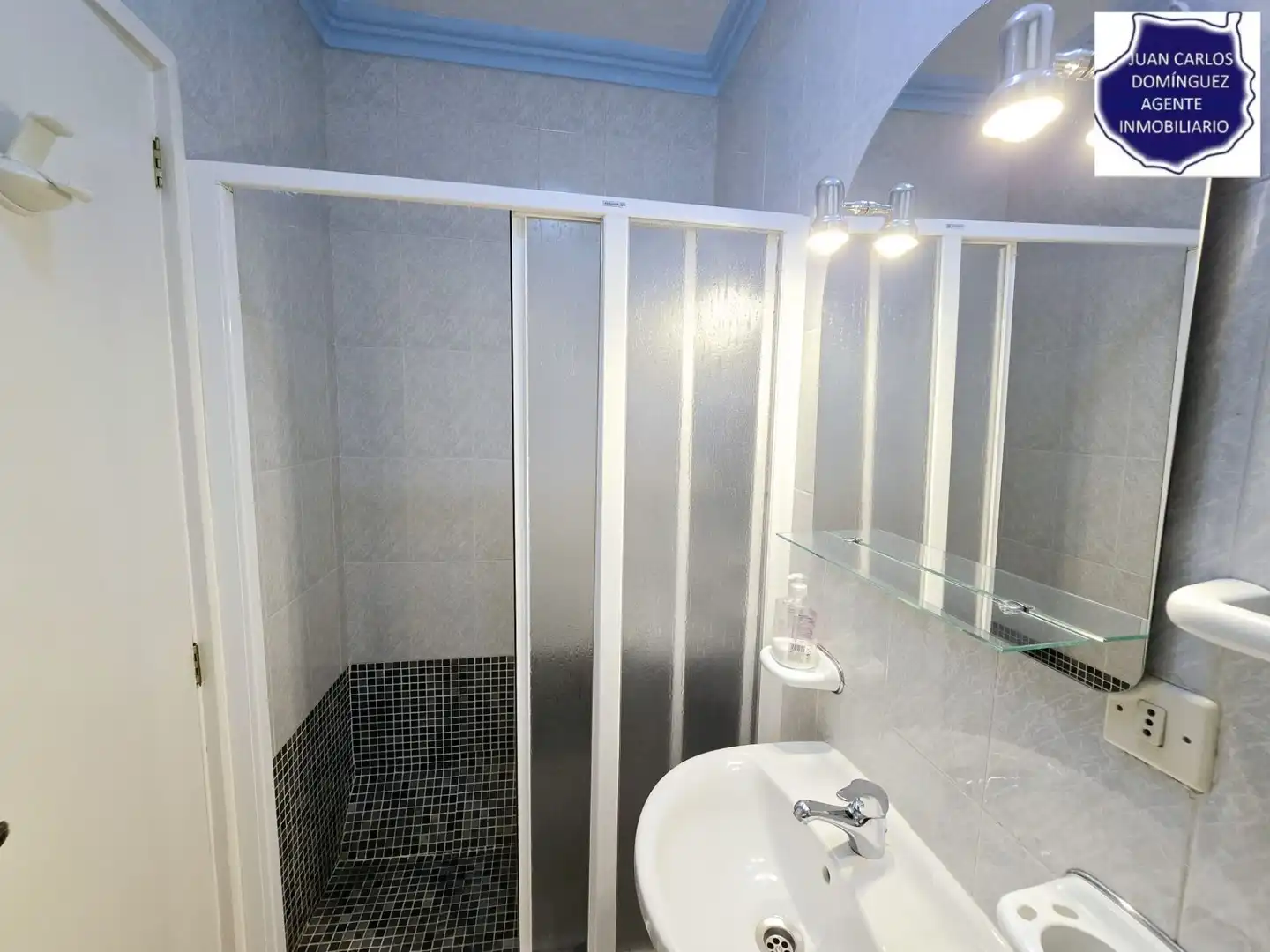 Bany de Apartament de lloguer en San Bartolomé de Tirajana amb Terrassa, Moblat i Piscina comunitària