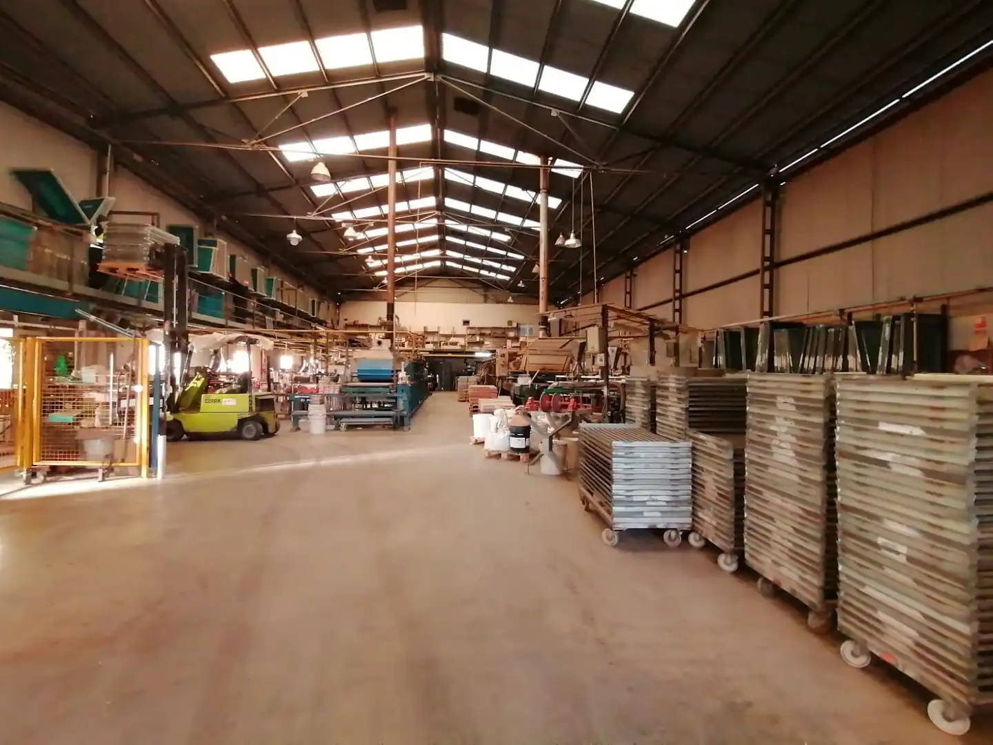 Nau industrial de lloguer en Borriol