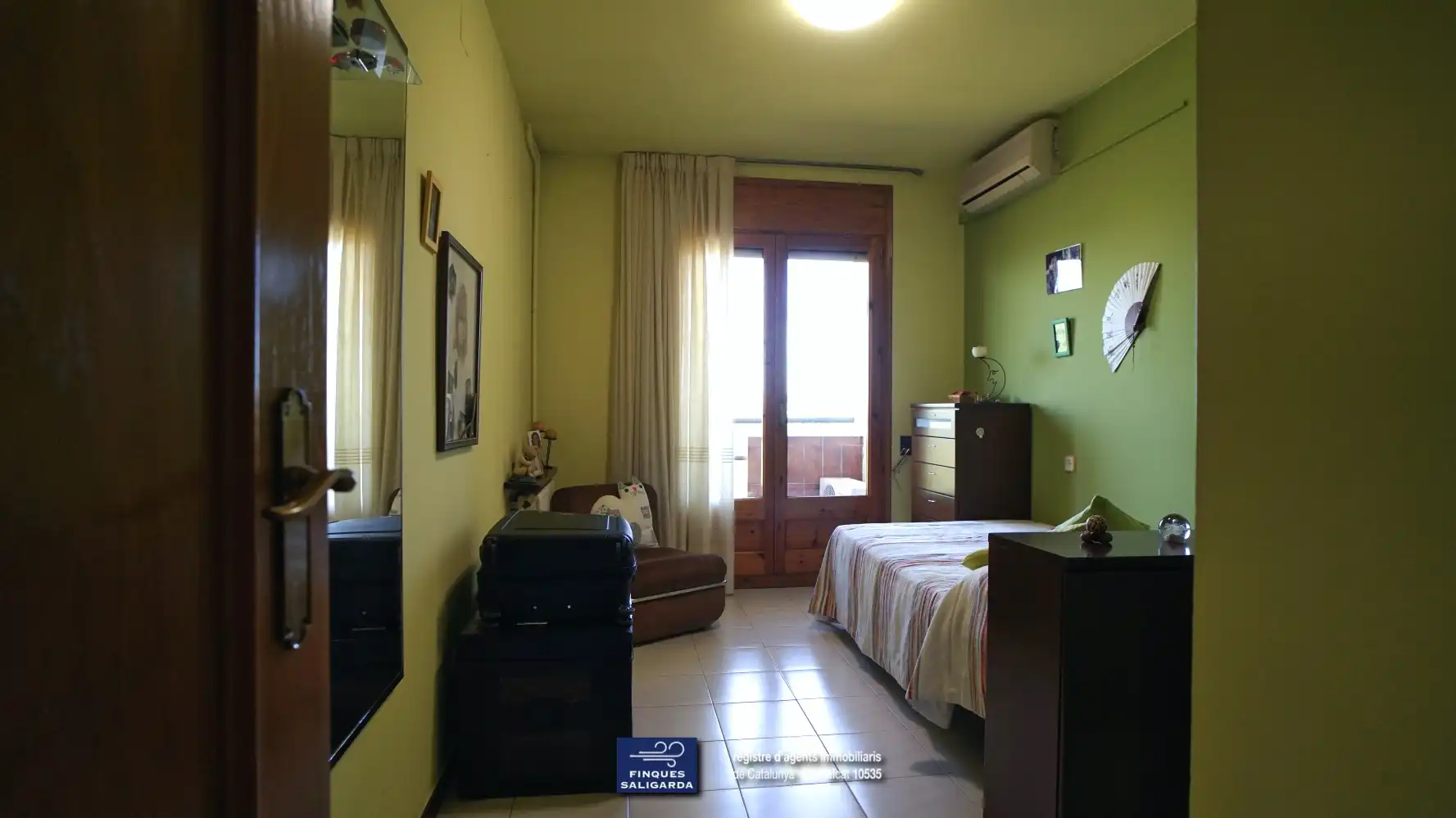 Habitación de Casa o chalet en venta en Canovelles con Aire acondicionado, Calefacción y Terraza