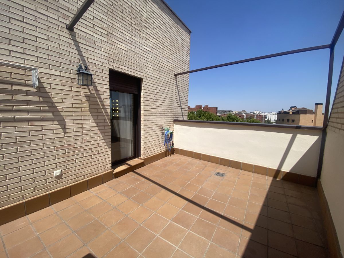 Terrassa de Àtic de lloguer en Torrejón de Ardoz amb Aire condicionat, Calefacció i Terrassa