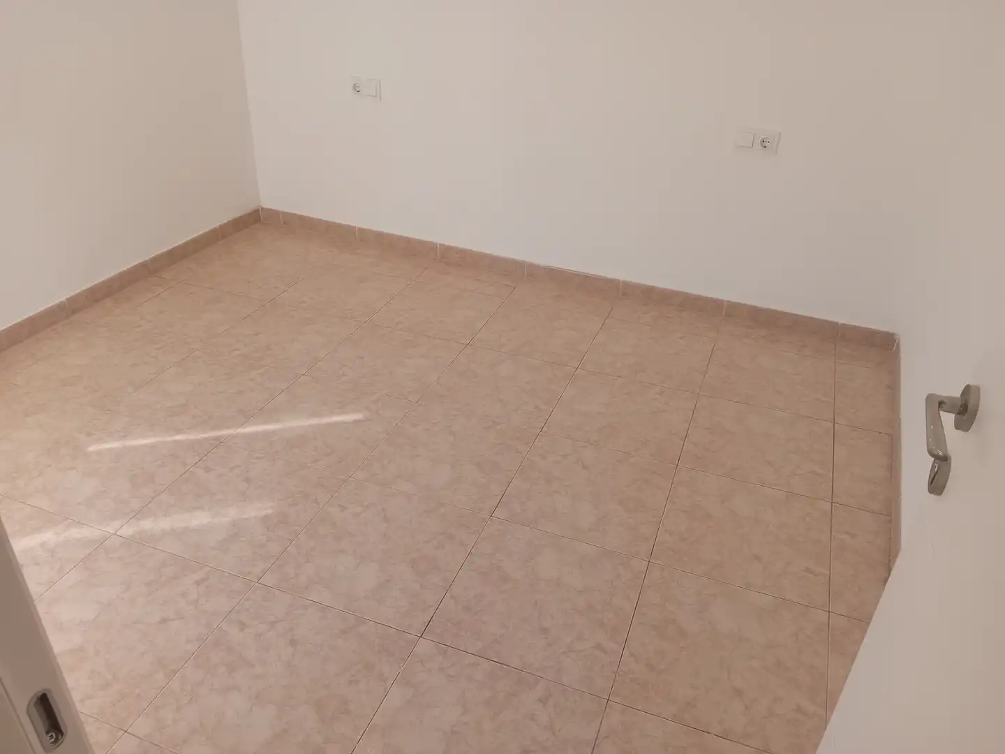 Habitación de Piso en venta en Girona con Calefacción, Terraza y Internet