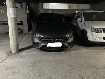 Einzelparkplatz zur Miete in Avenida Xoán Carlos I 7