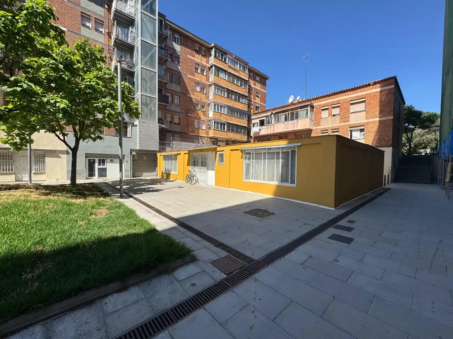 Vista exterior de Pis en venda en Sant Boi de Llobregat