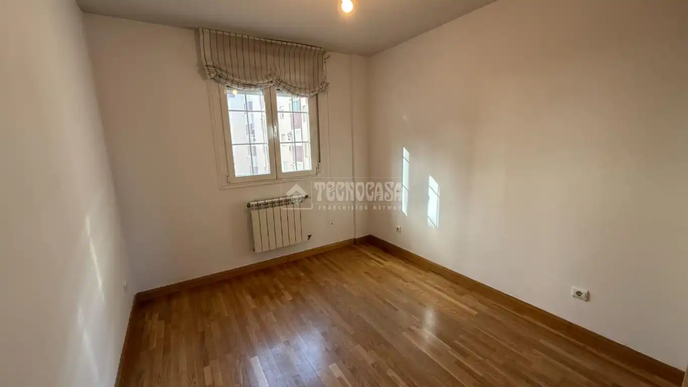Habitación de Piso en venta en Alcalá de Henares con Aire acondicionado, Calefacción y Terraza