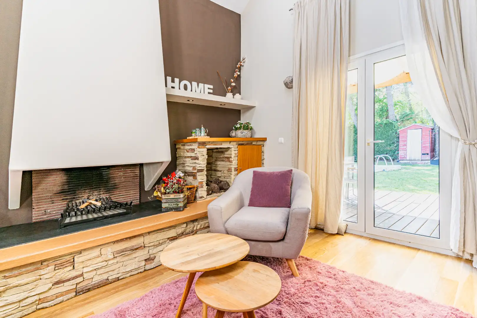 Sala d'estar de Casa o xalet en venda en Las Rozas de Madrid amb Aire condicionat, Calefacció i Jardí privat