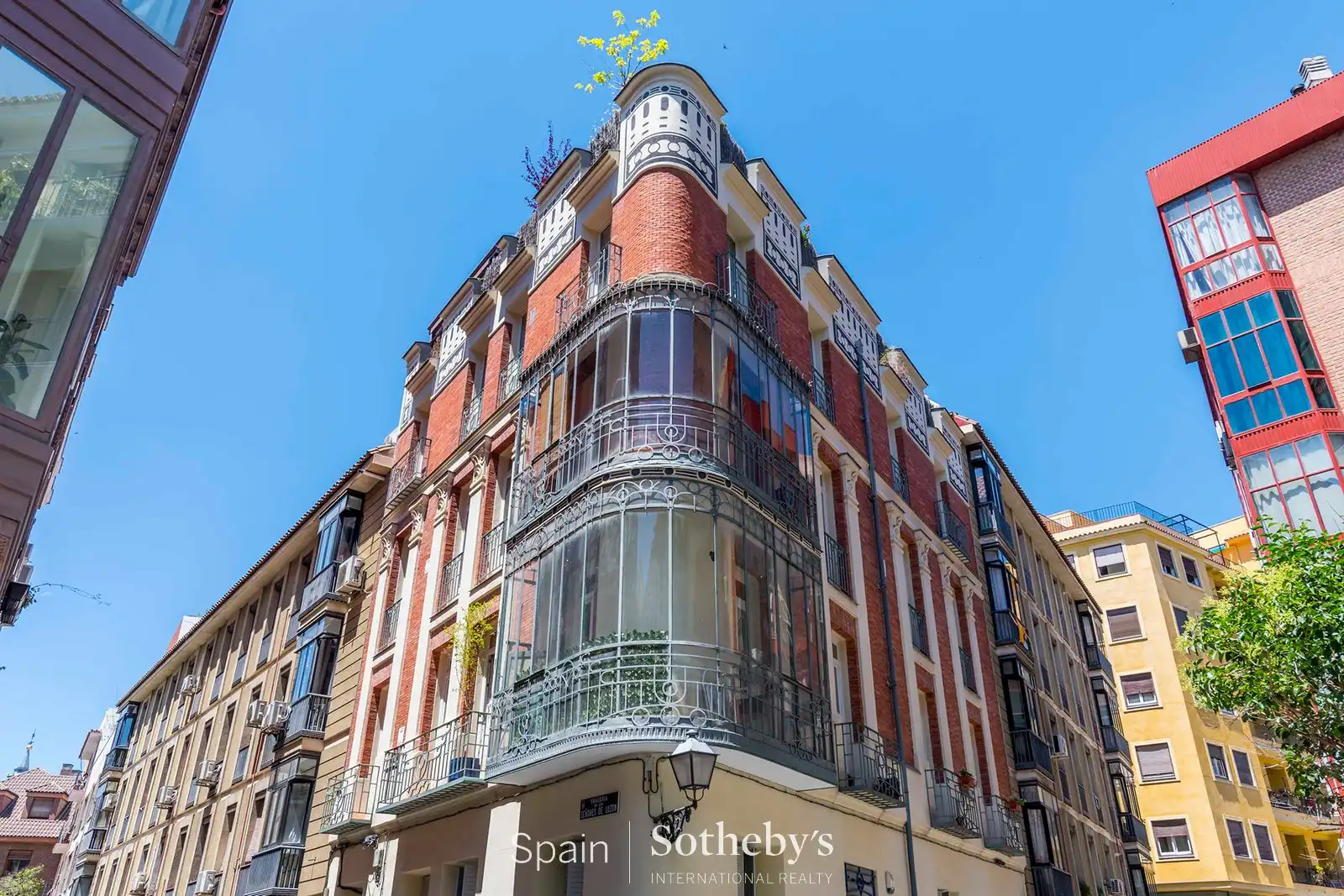 Vista exterior de Apartament de lloguer en Madrid amb Aire condicionat i Calefacció