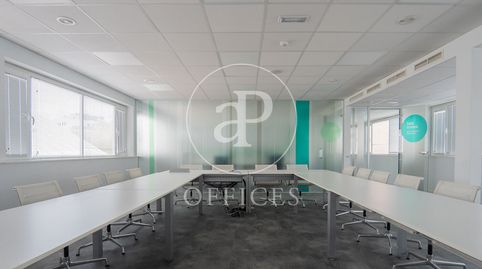 Foto 5 de Oficina de alquiler en Tres Olivos - Valverde, Madrid Capital