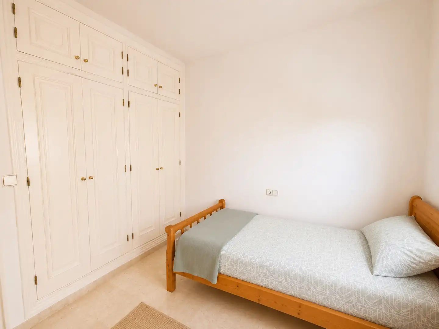 Dormitori de Casa o xalet en venda en Orihuela amb Aire condicionat, Calefacció i Jardí privat