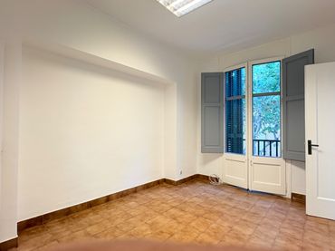 Büro mit Balkon zur Miete in Carrer de la Riera