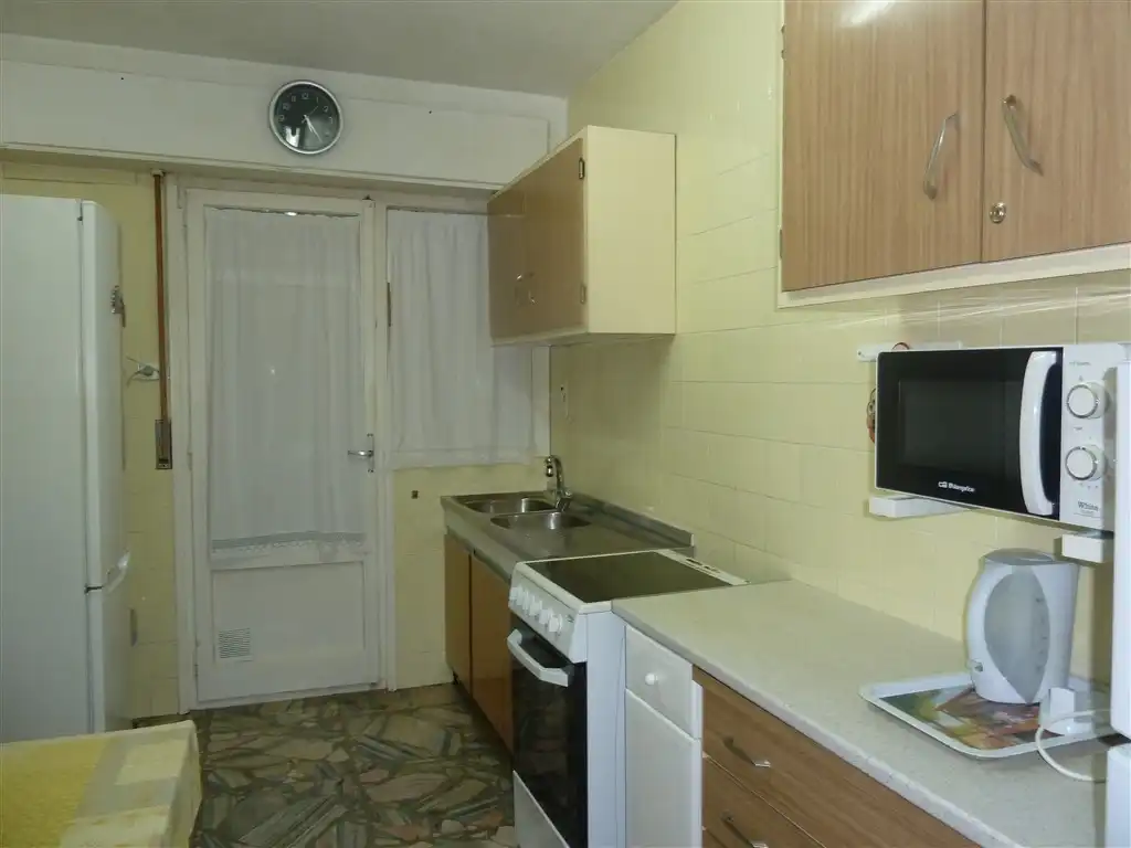 Cocina de Piso en venta en  Pamplona / Iruña con Calefacción, Parquet y Terraza