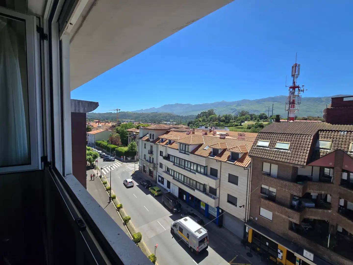 Vista exterior de Piso en venta en Llanes con Calefacción