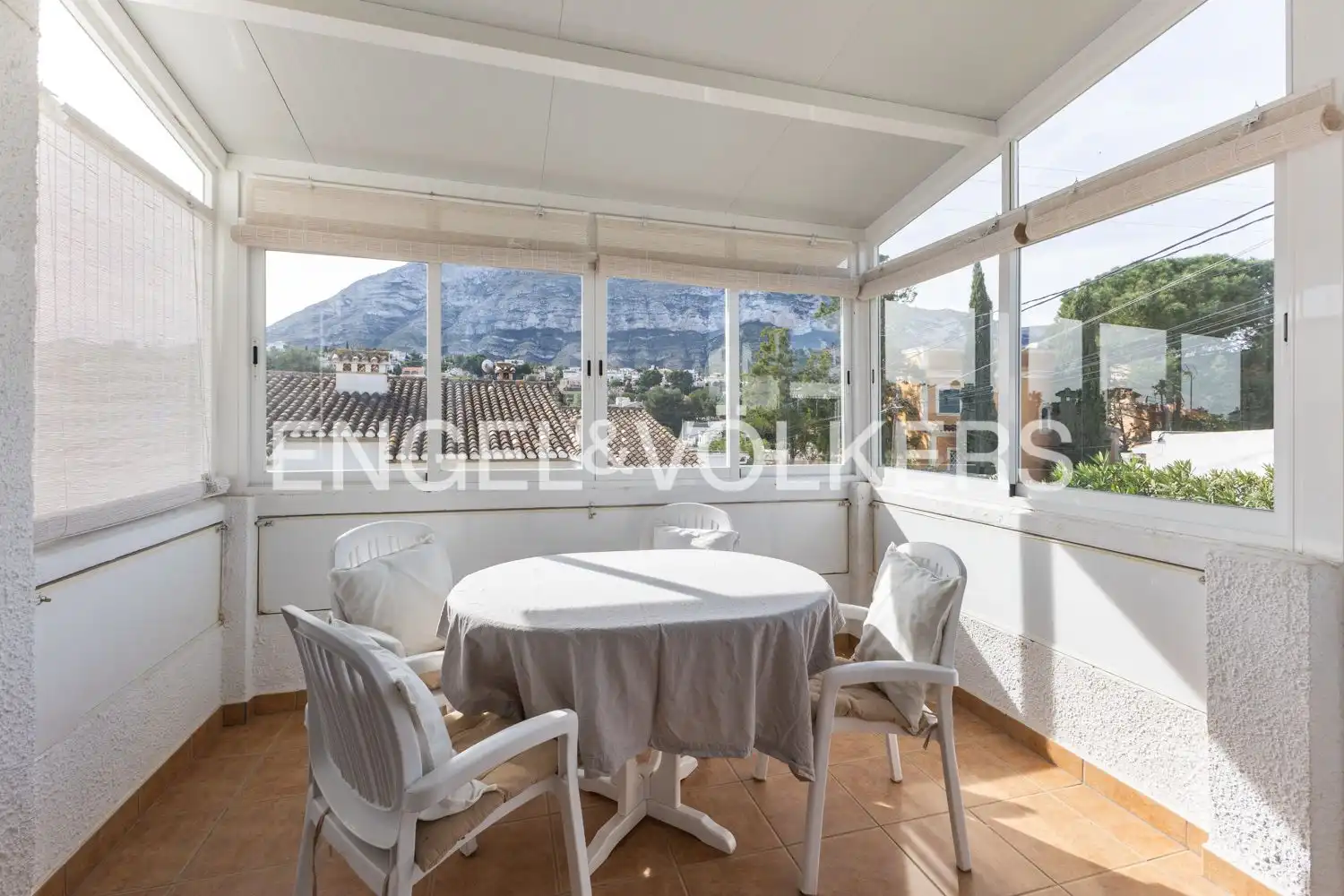 Houses for sale in Las Rotas / Les Rotes