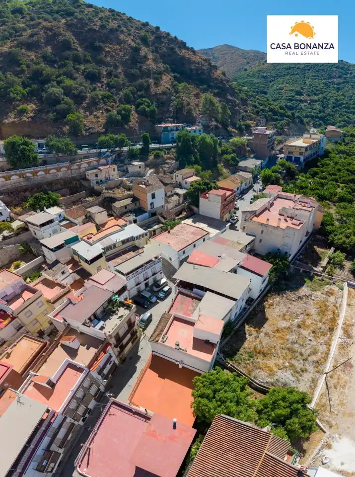 Exterior view of Houses for sale in Jete  with Private garden and Furnished