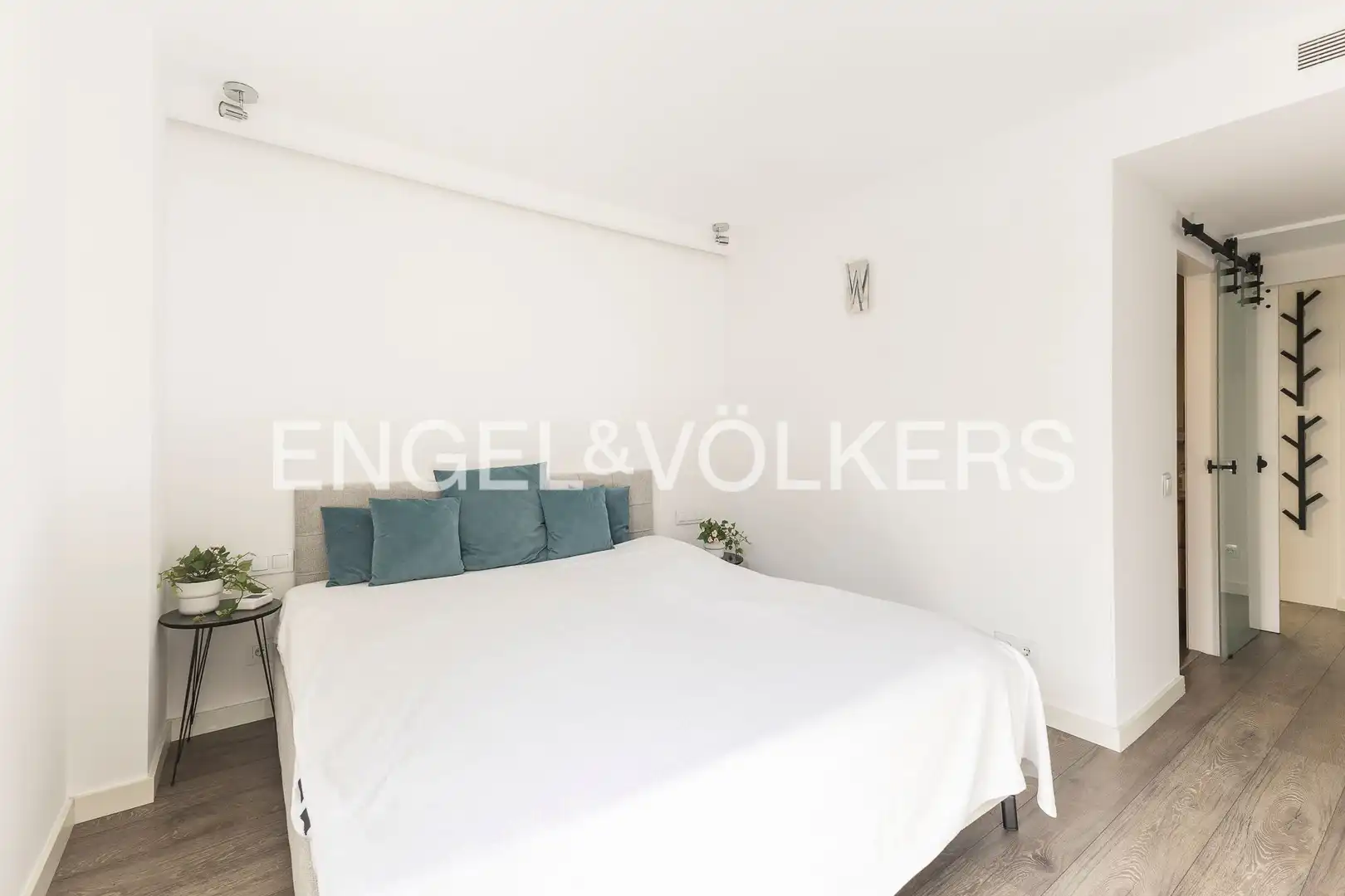 Bedroom of Duplexes for rent in Barcelona  with Air Conditioner, Heating and Parquet flooring