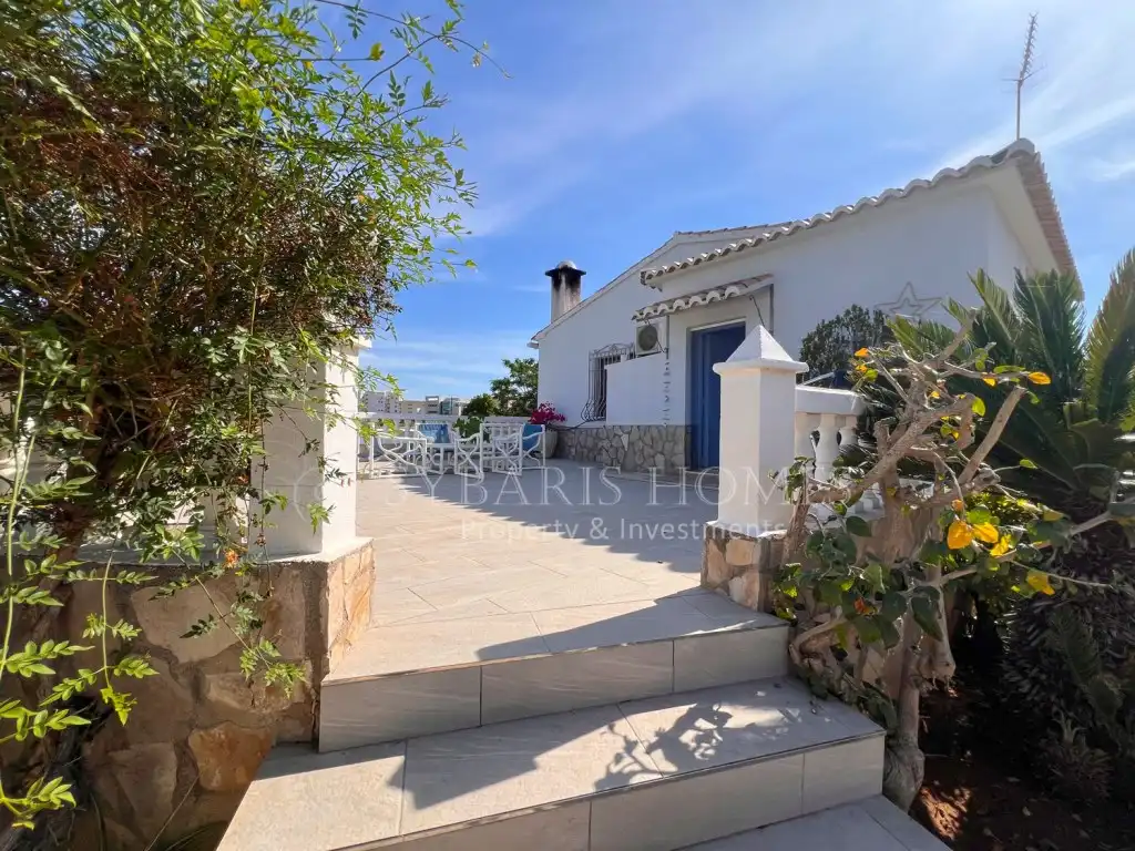 Chalet con piscina en venta en Carrer Metge Manuel Vallalta, imagen 16