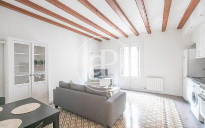 Living room of Flat to rent in  Barcelona Capital  with Heating, Furnished and Pets allowed