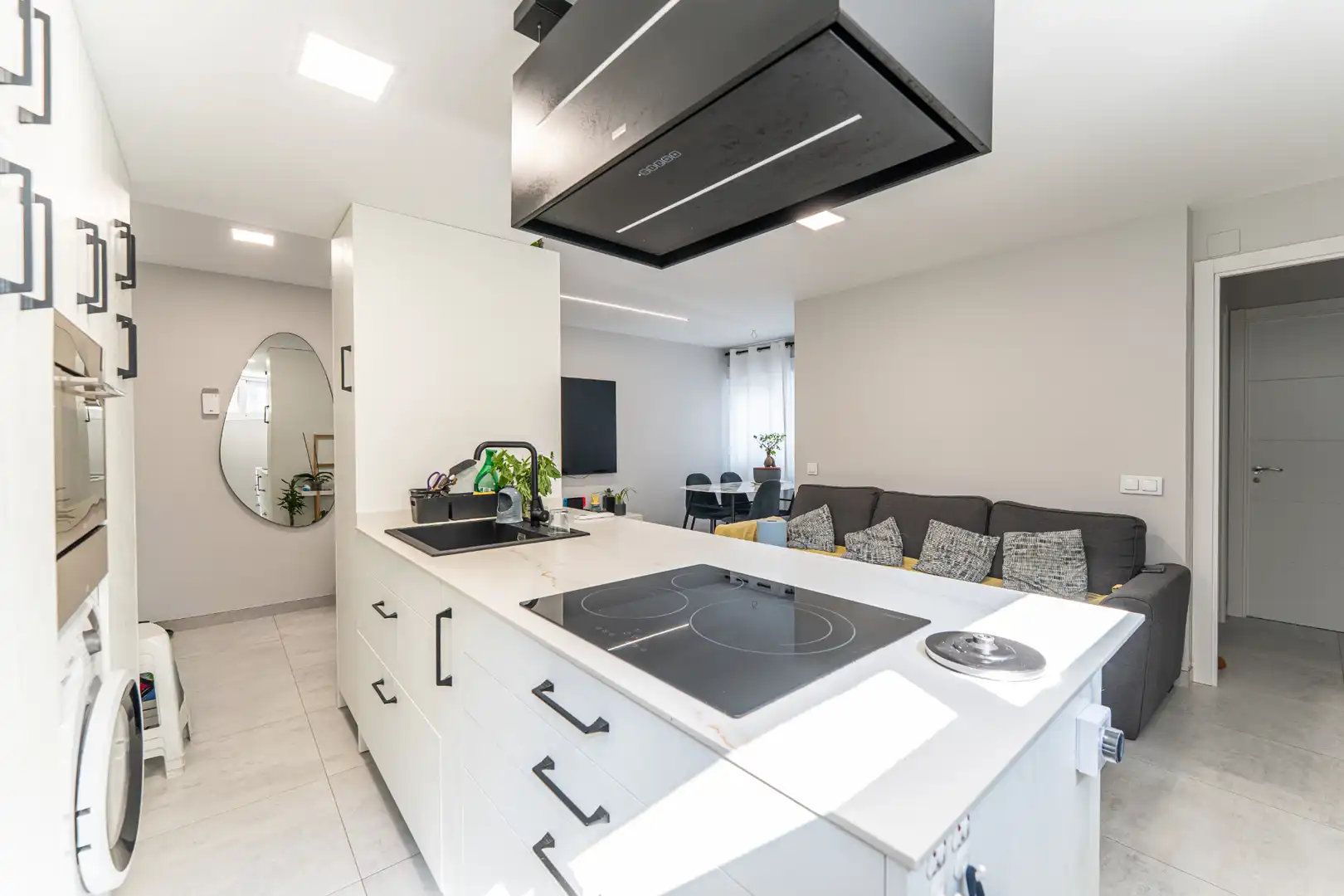 Kitchen of Flat for sale in Móstoles  with Air Conditioner, Heating and Oven