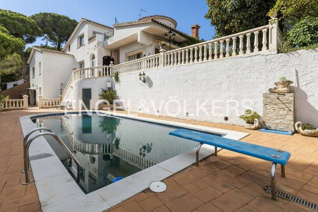 Casa-chalet en Venta en Alella