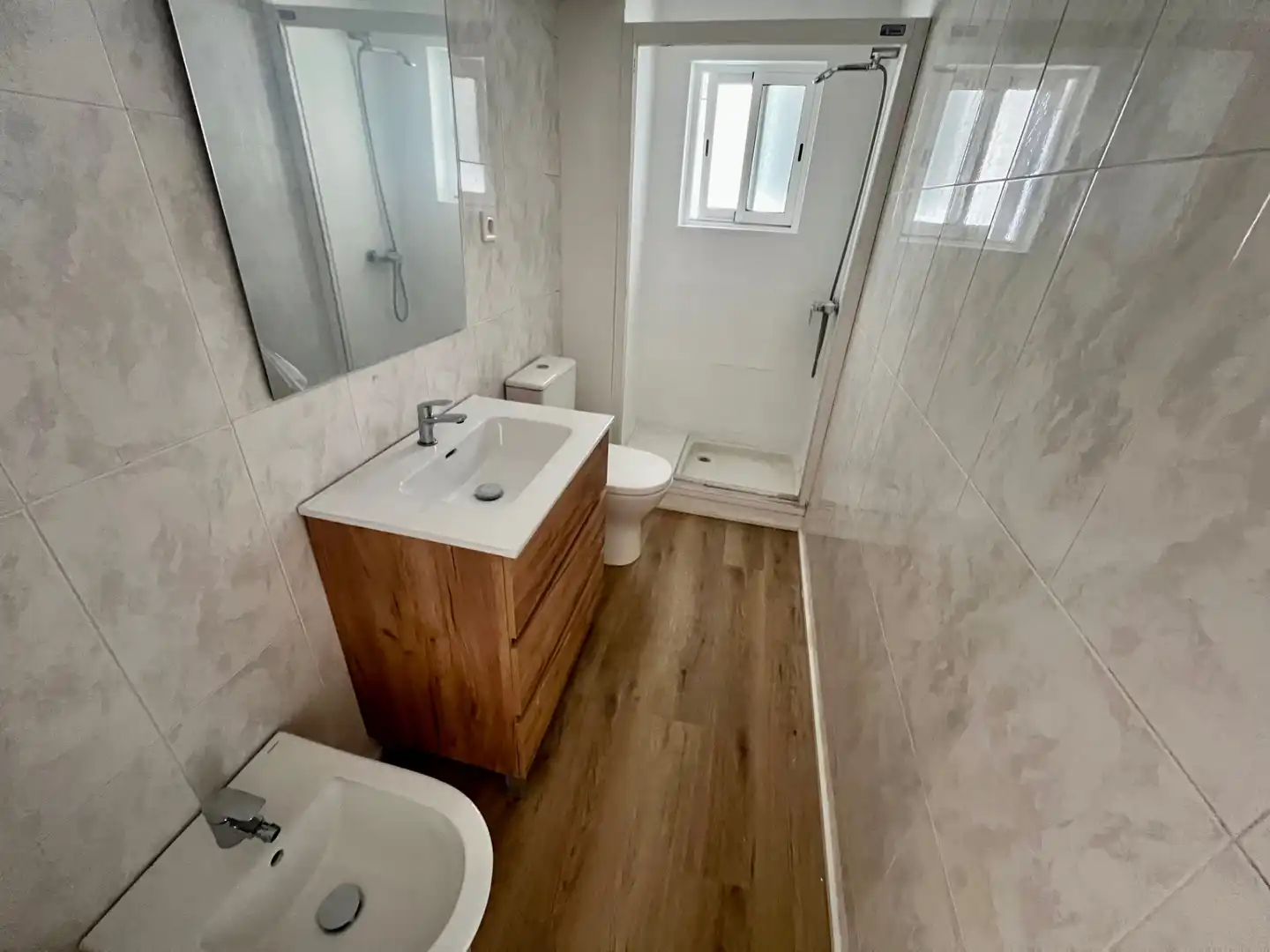 Baño de Piso en venta en Santa Perpètua de Mogoda con Parquet y Horno