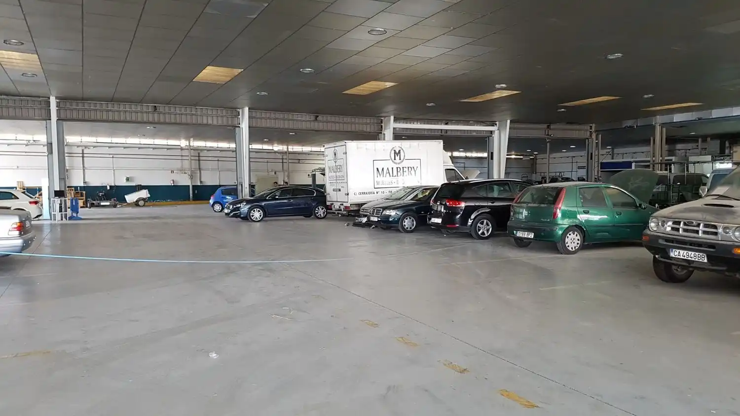 Parking de Nave industrial de alquiler en Camas