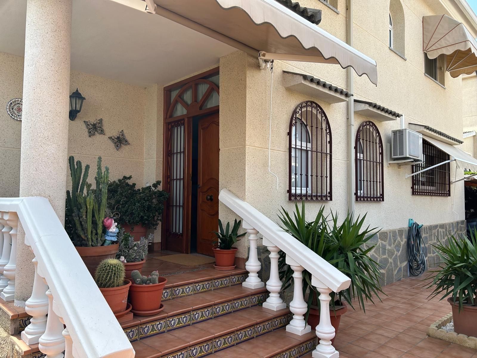 Casa o xalet en venda en Gandia amb Jardí privat