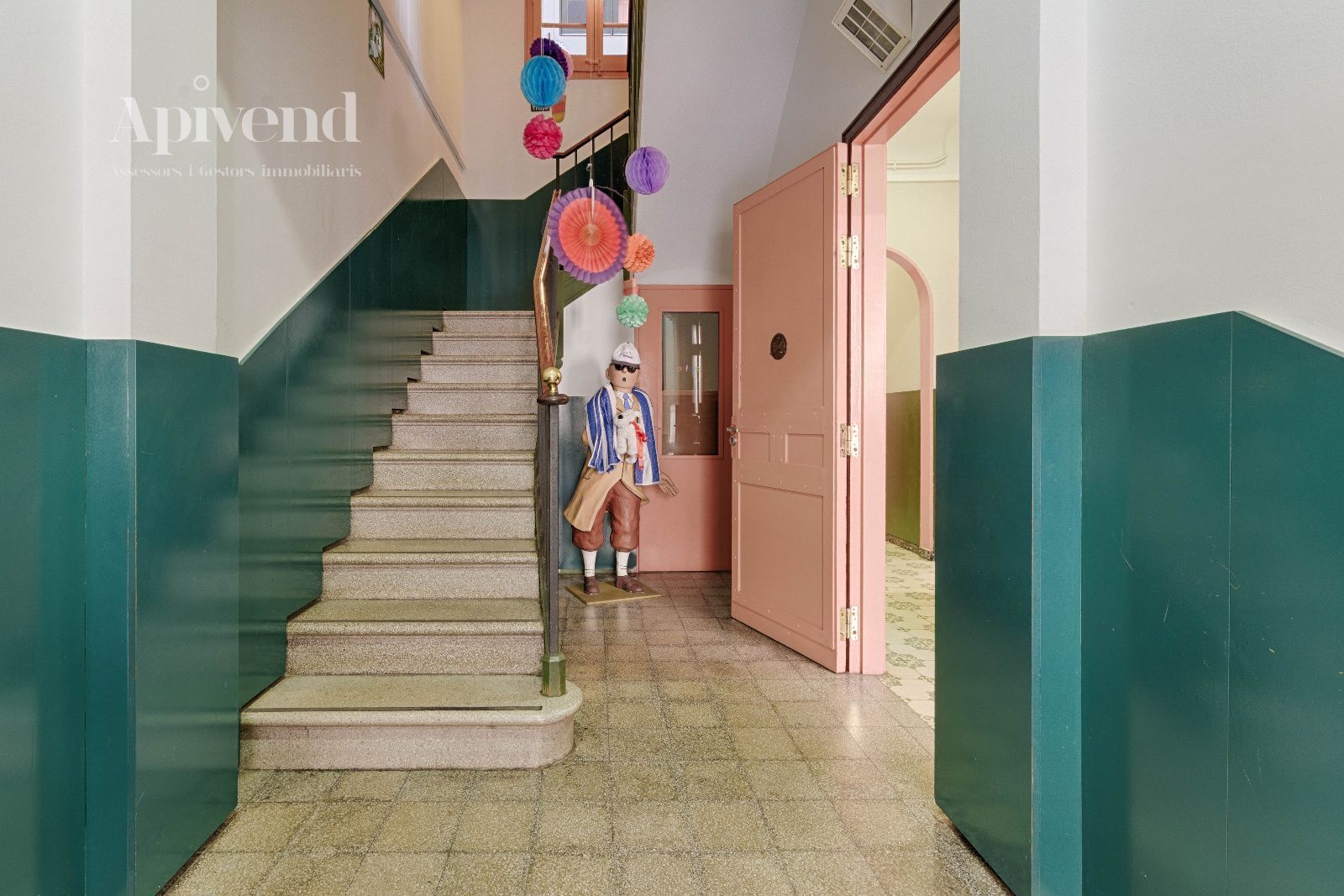 Casa adosada en venda en Figueres amb Aire condicionat, Calefacció i Terrassa