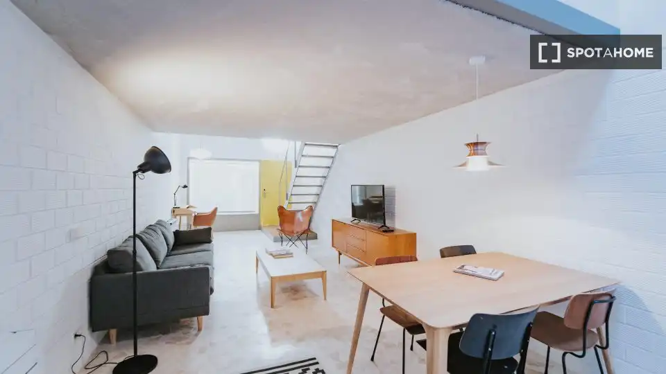 Sala de estar de Piso de alquiler en Madrid con Aire acondicionado, Calefacción y Amueblado