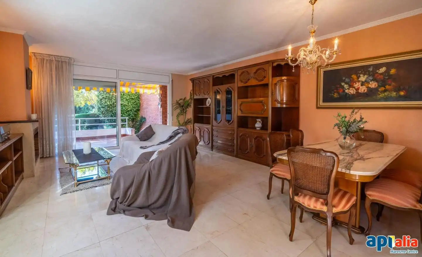 Living room of Houses for sale in El Masnou  with Terrace, Storage room and Balcony