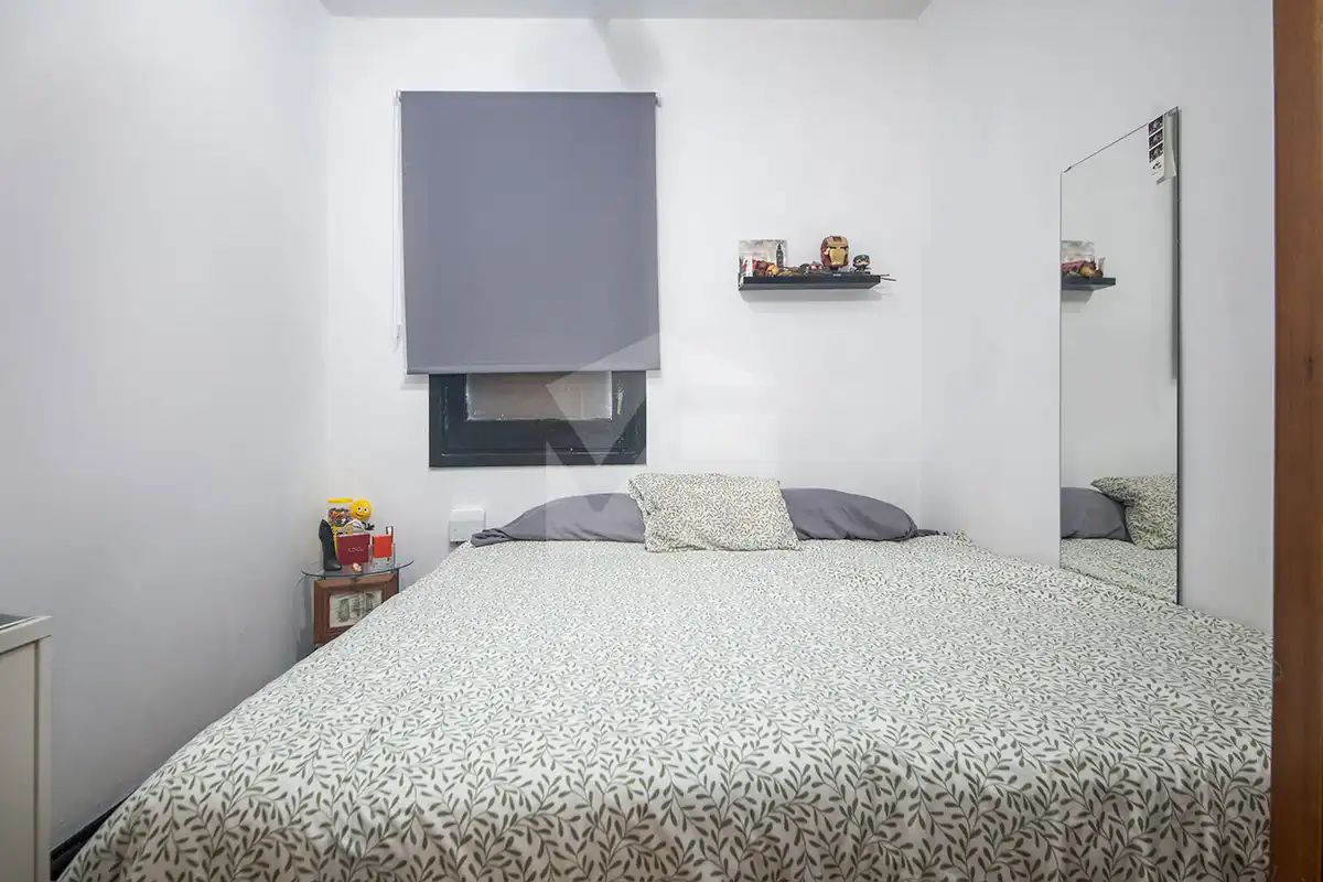 Bedroom of Flat for sale in Barcelona  with Air Conditioner and Heating