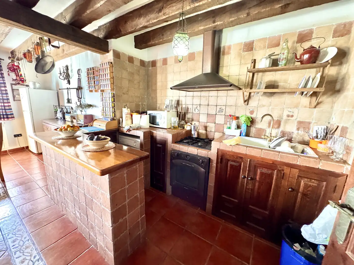 Kitchen of Buildings for sale in Juviles  with Alarm