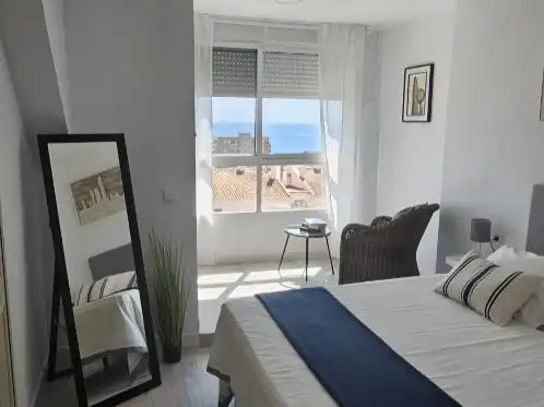 Dormitori de Casa o xalet de lloguer en Elche / Elx amb Aire condicionat, Jardí privat i Terrassa